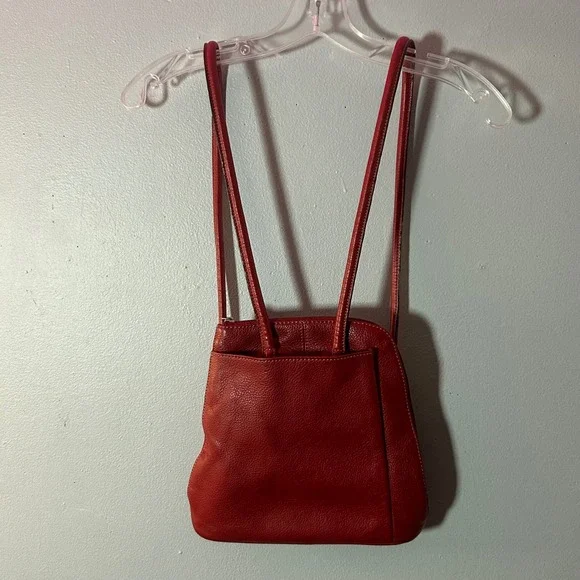 Clarks Red Leather Convertible Backpack Purse Shoulder Bag - Picture 9 of 12